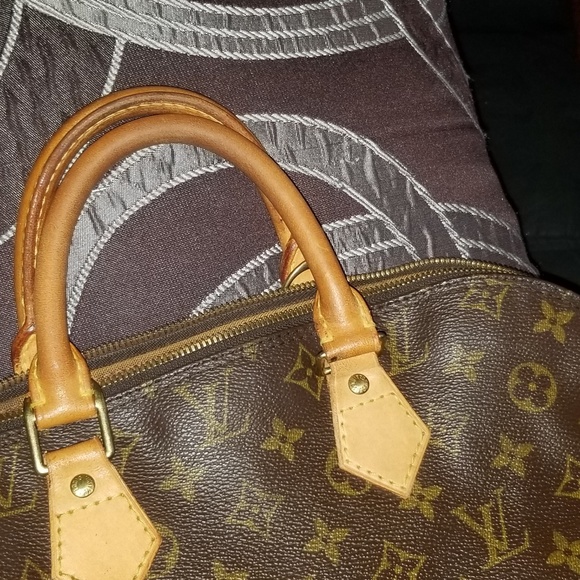 Meet your Posher, Giselle - Picture 3 of 7